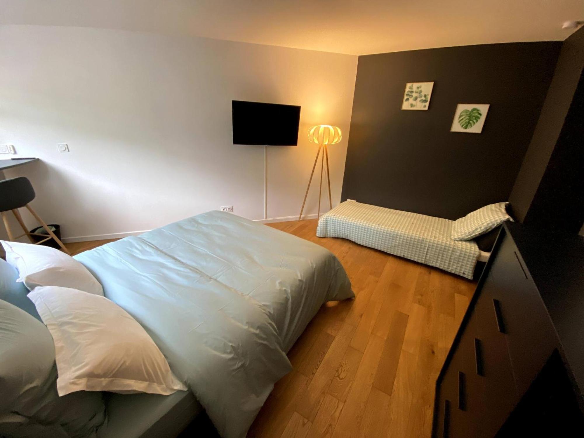 Au 10 Bed & Breakfast Luisant Værelse billede